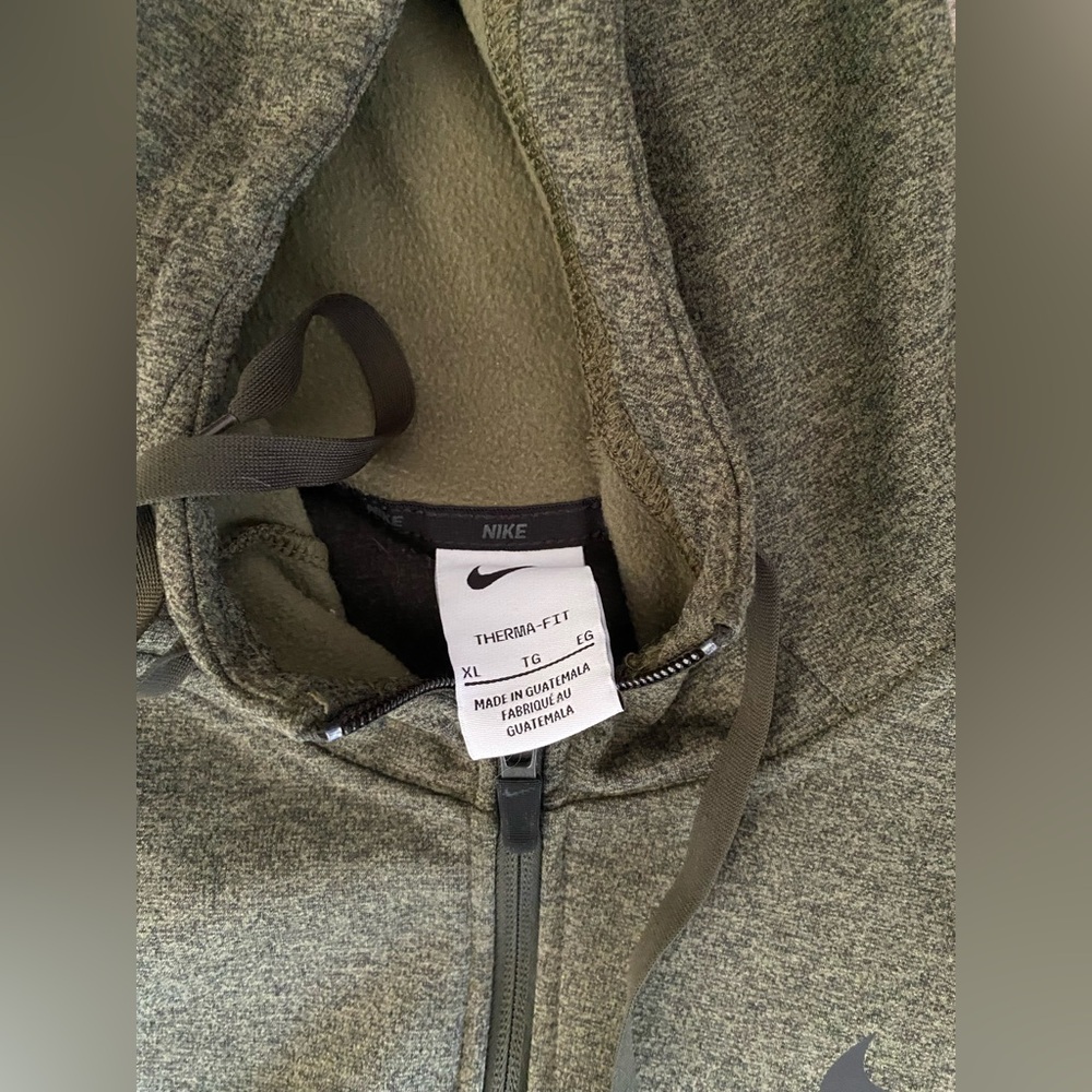 Nike Therma fit zip up - Picture 2 of 2